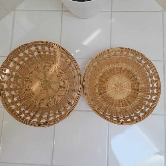 Set of Two Wicker Baskets for Wall Hanging or Display, 8.5" - Picture 2 of 7